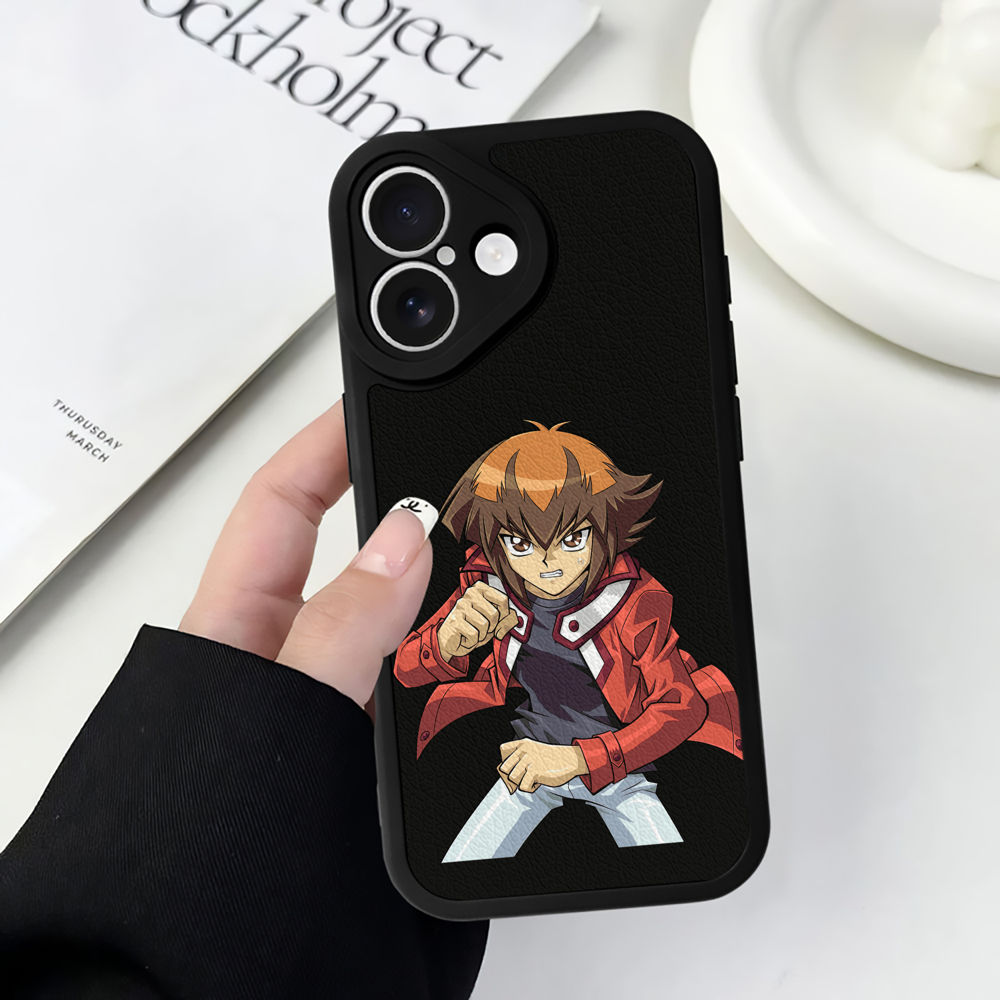 遊☆戯☆王 Yu-Gi-Oh! 【iPhone 16シリーズ対応】シリコンスマホケース（レザー調） 材質：シリコン